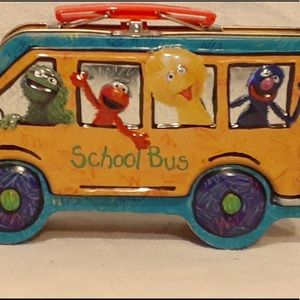 sesame workshop lunch box 2002 tin lunchbox
